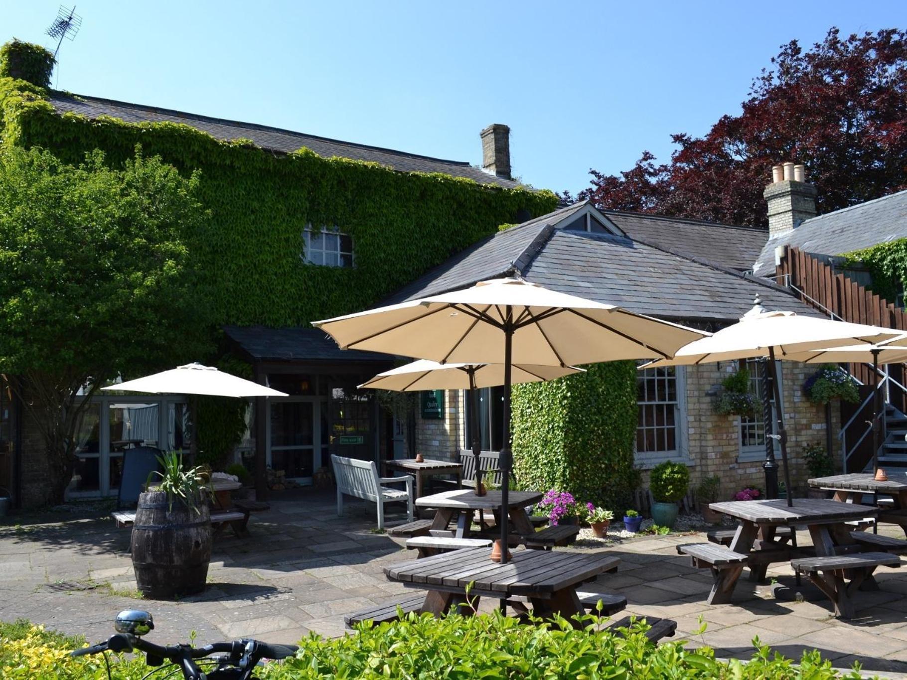 The White Hart Country Inn Fulbourn ภายนอก รูปภาพ