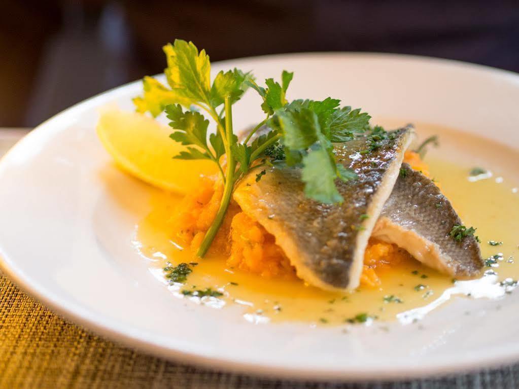 The White Hart Country Inn Fulbourn ภายนอก รูปภาพ